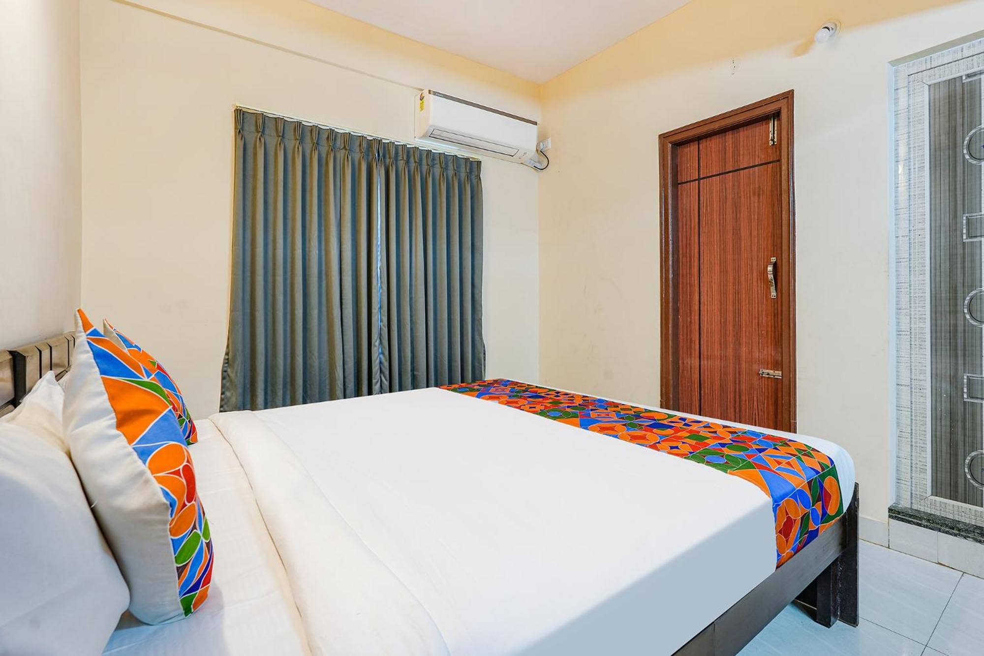 העיר בנגלור Fabhotel Crystal Suites מראה חיצוני תמונה