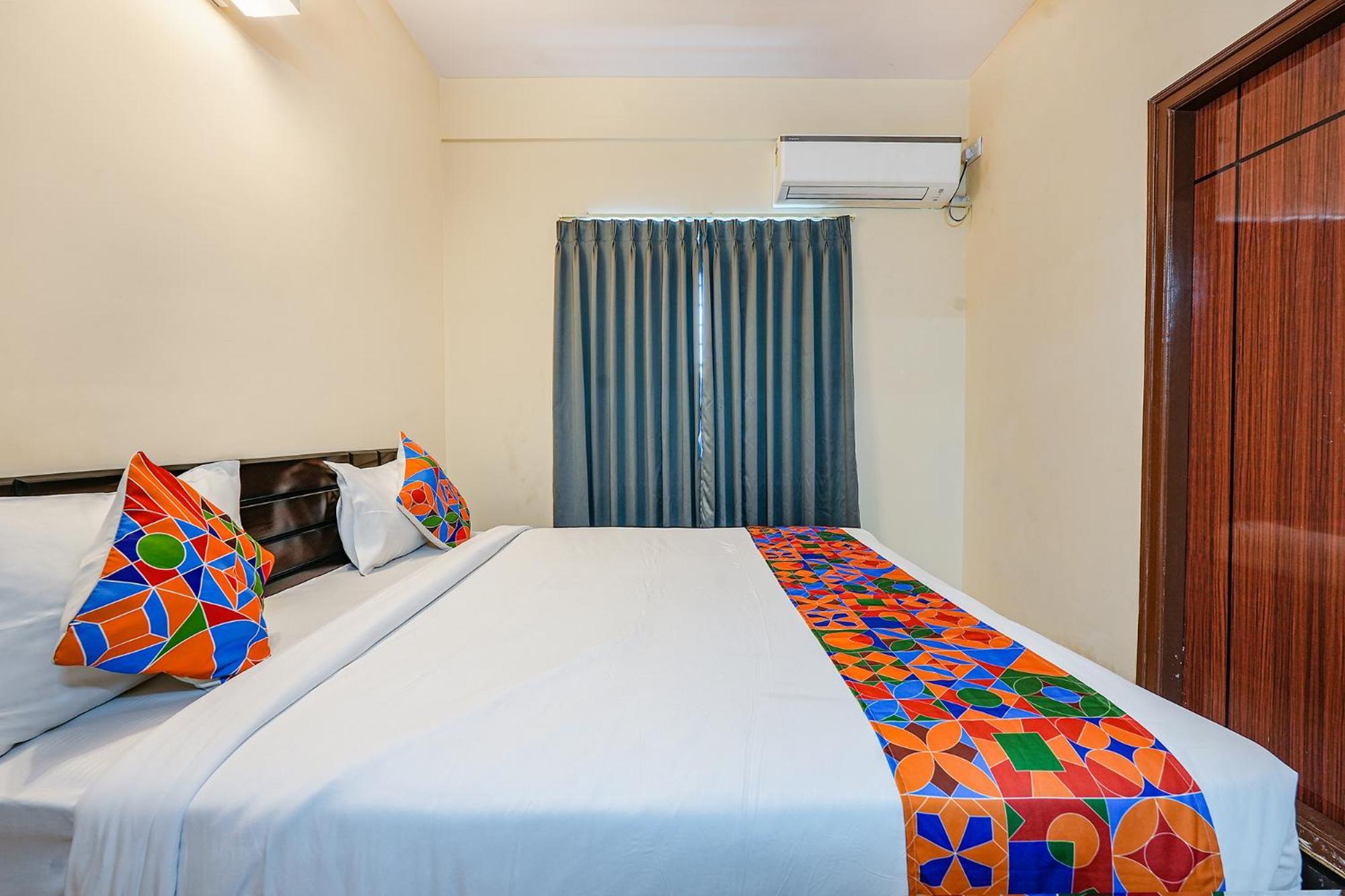 העיר בנגלור Fabhotel Crystal Suites מראה חיצוני תמונה