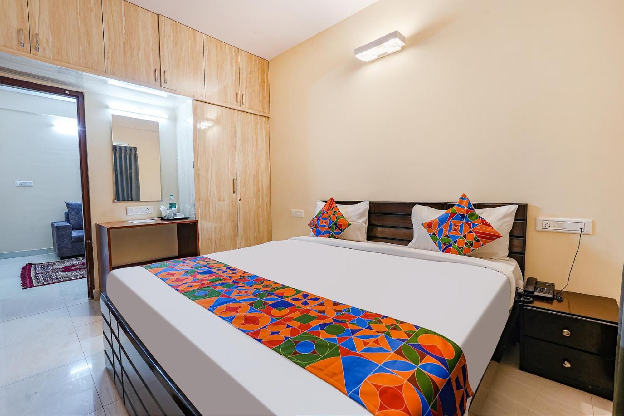 העיר בנגלור Fabhotel Crystal Suites מראה חיצוני תמונה