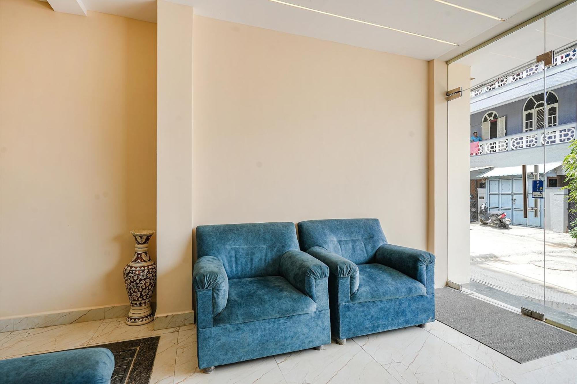 העיר בנגלור Fabhotel Crystal Suites מראה חיצוני תמונה