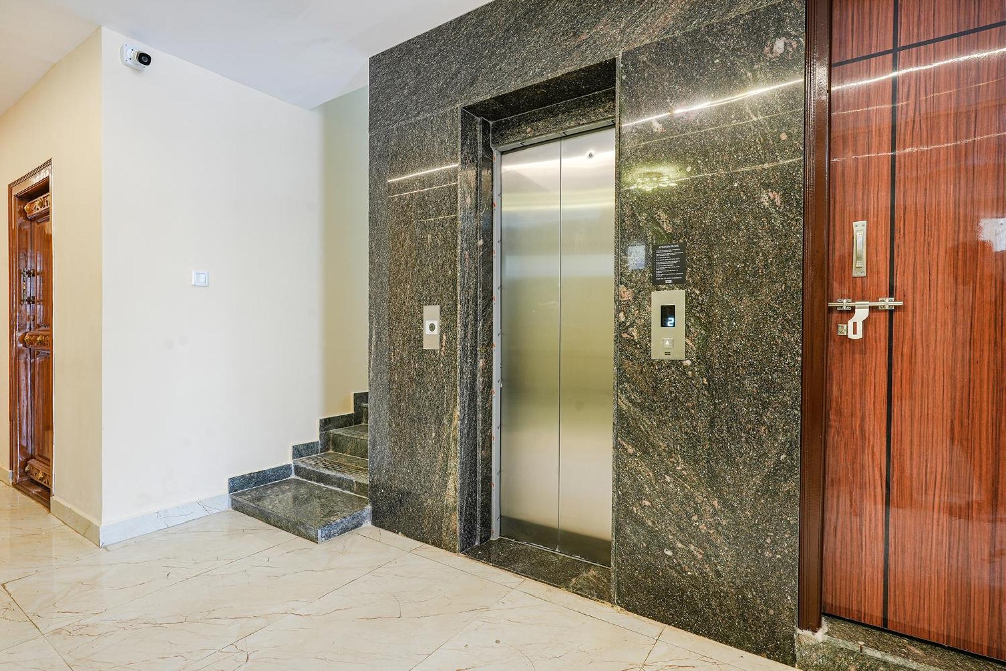 העיר בנגלור Fabhotel Crystal Suites מראה חיצוני תמונה