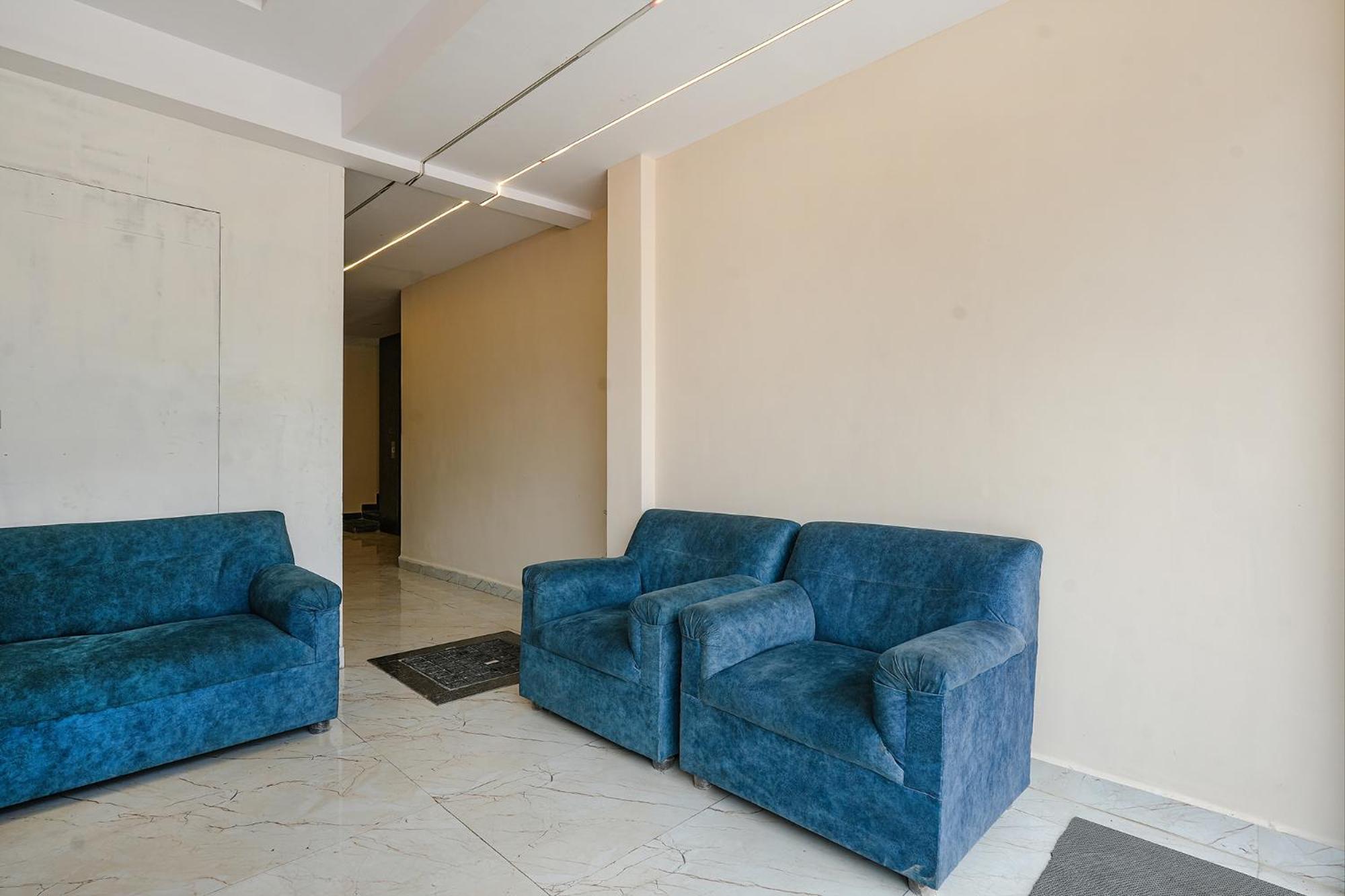 העיר בנגלור Fabhotel Crystal Suites מראה חיצוני תמונה