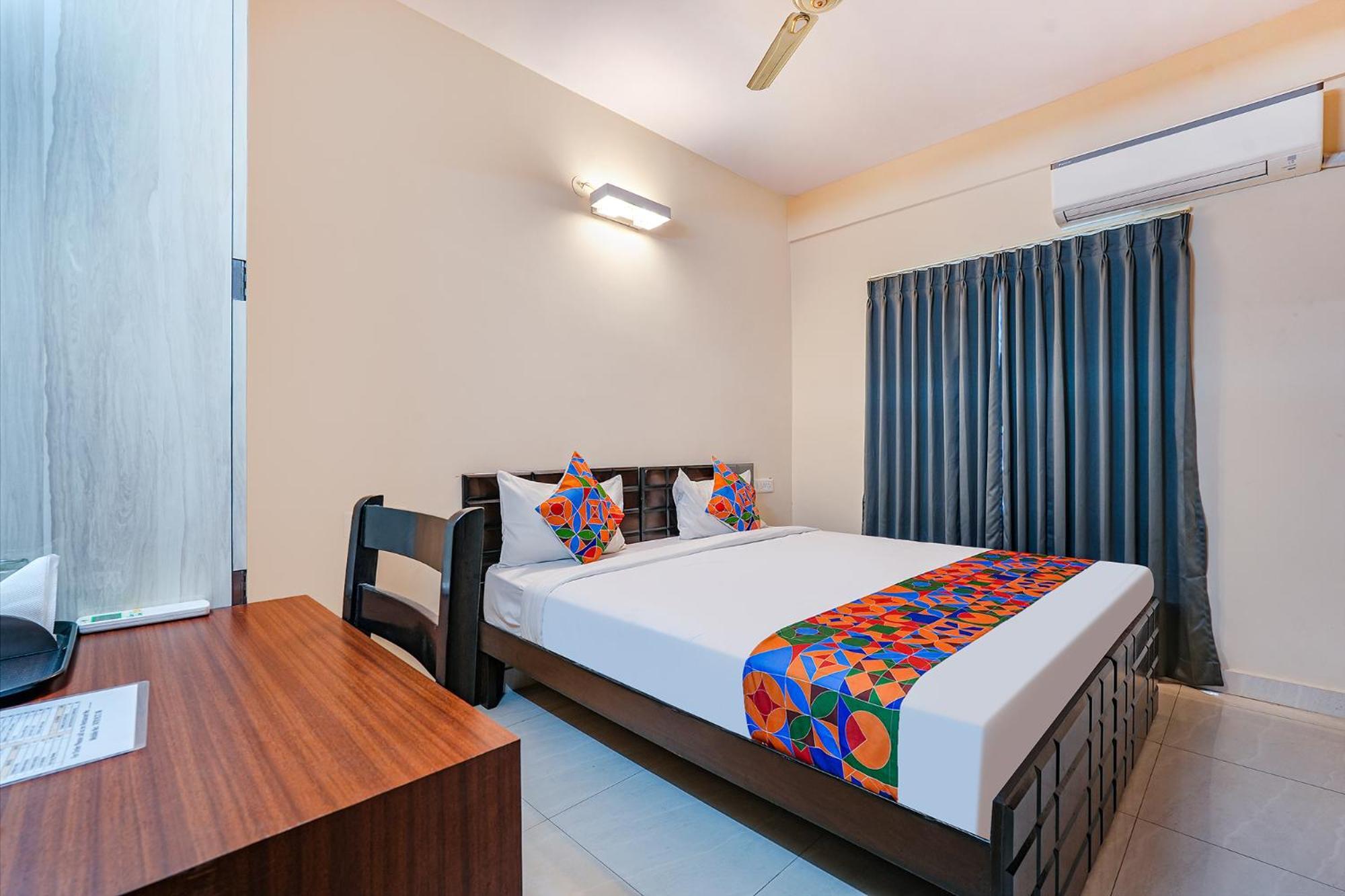 העיר בנגלור Fabhotel Crystal Suites מראה חיצוני תמונה