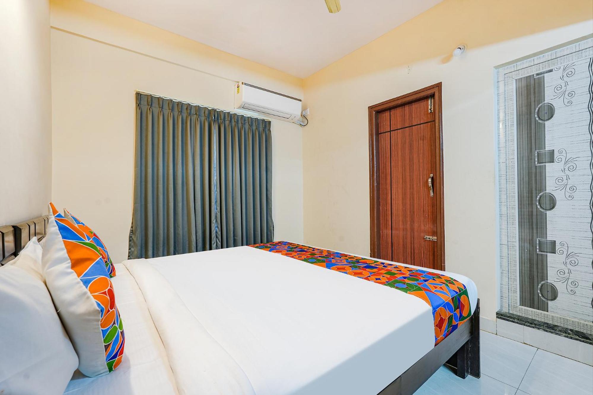 העיר בנגלור Fabhotel Crystal Suites מראה חיצוני תמונה